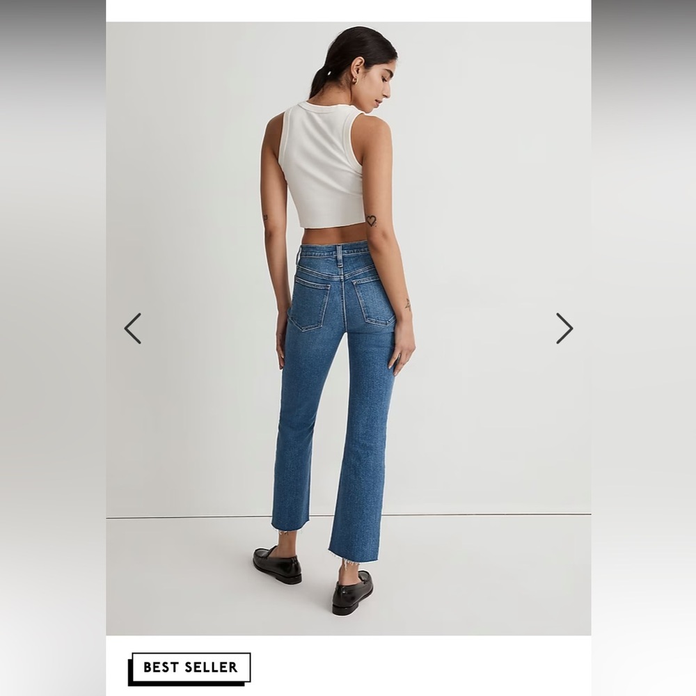 NWOT Petite Kick Out Crop Jeans